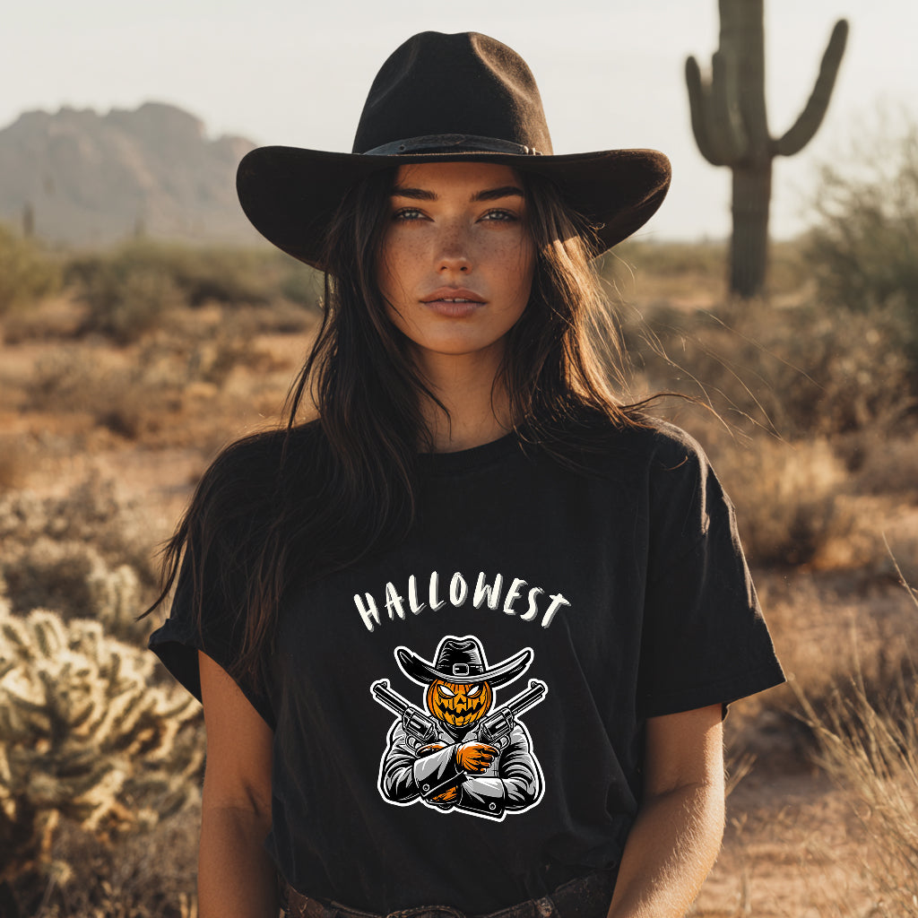Hallowest Pumpkin Gunslinger – DarkWildWest Unisex T-Shirt